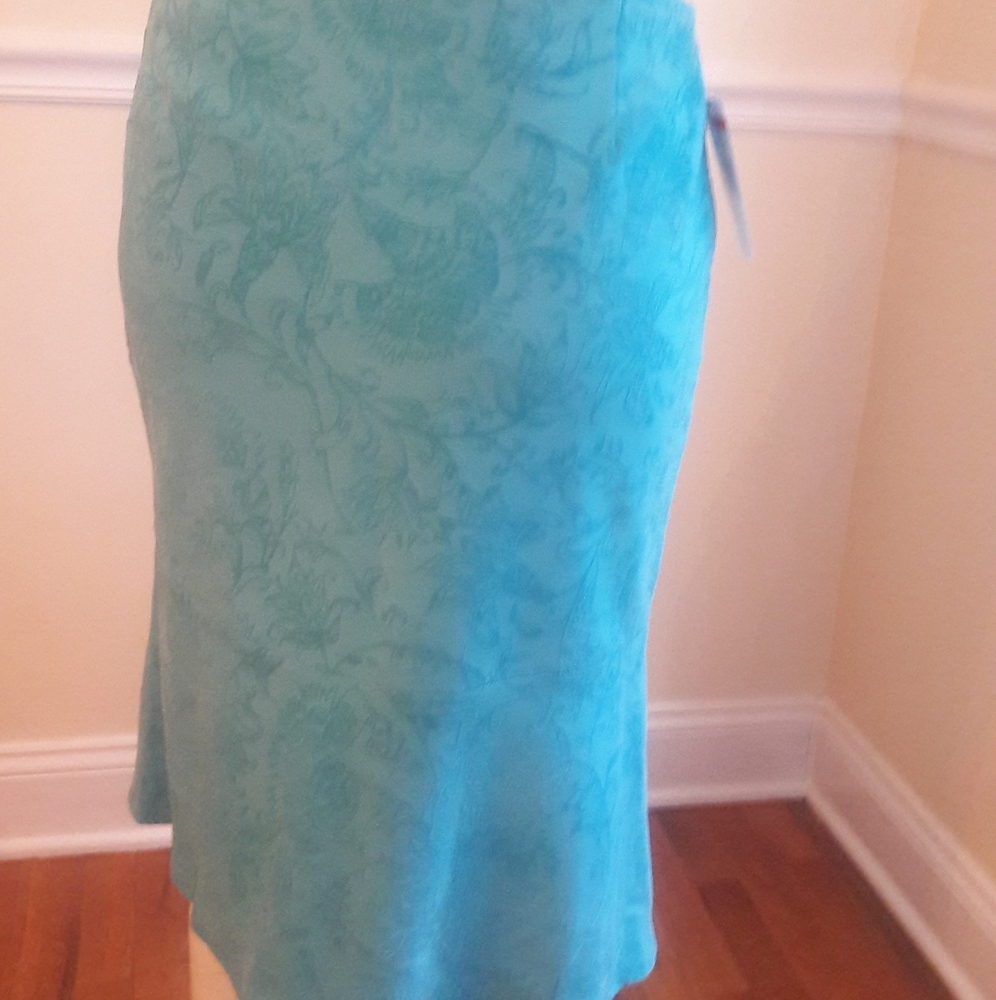 NWT Rafael Turquoise skirt Size 8